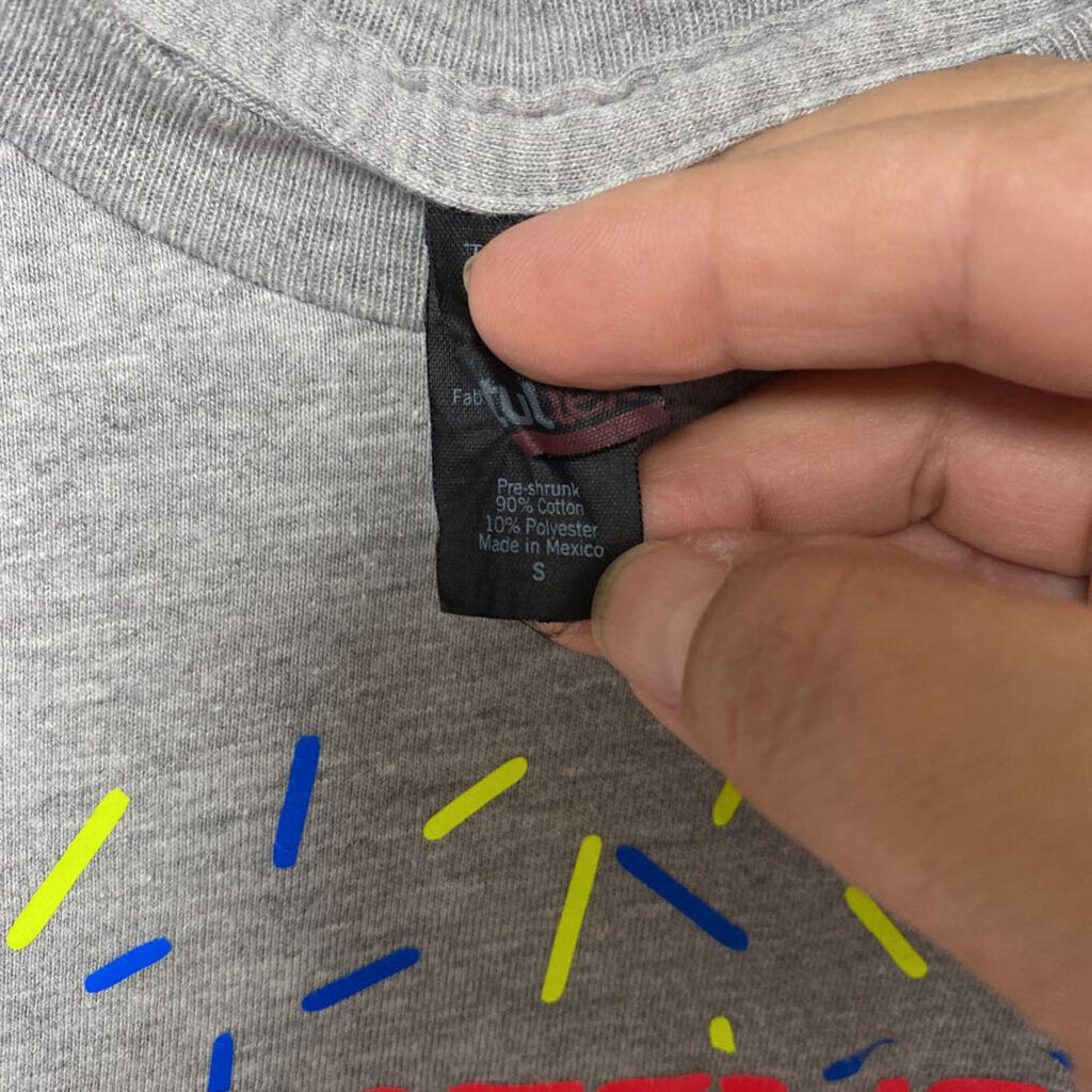 LONG SLEEVE GRAPHIC TEE