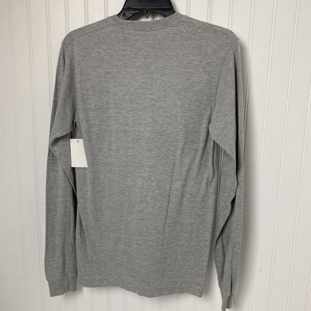 LONG SLEEVE GRAPHIC TEE