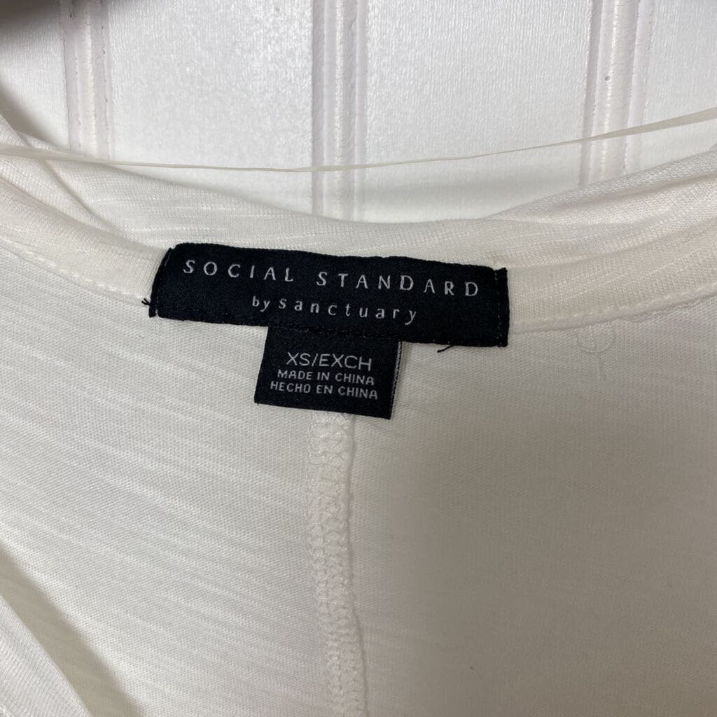 SHORT SLEEVE TEE
