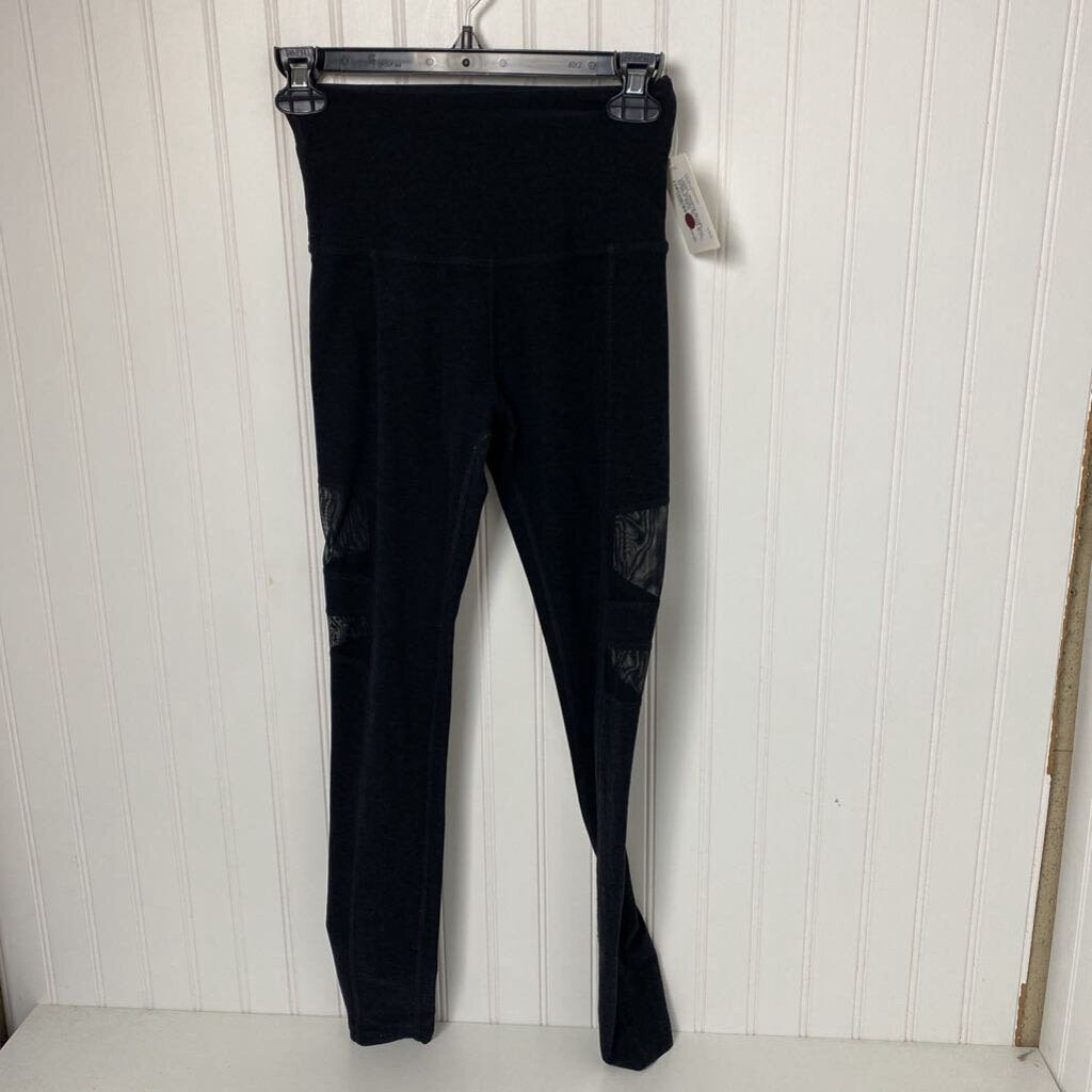 ACTIVE LEGGINGS WITH SHEER OPENING ON LEGS