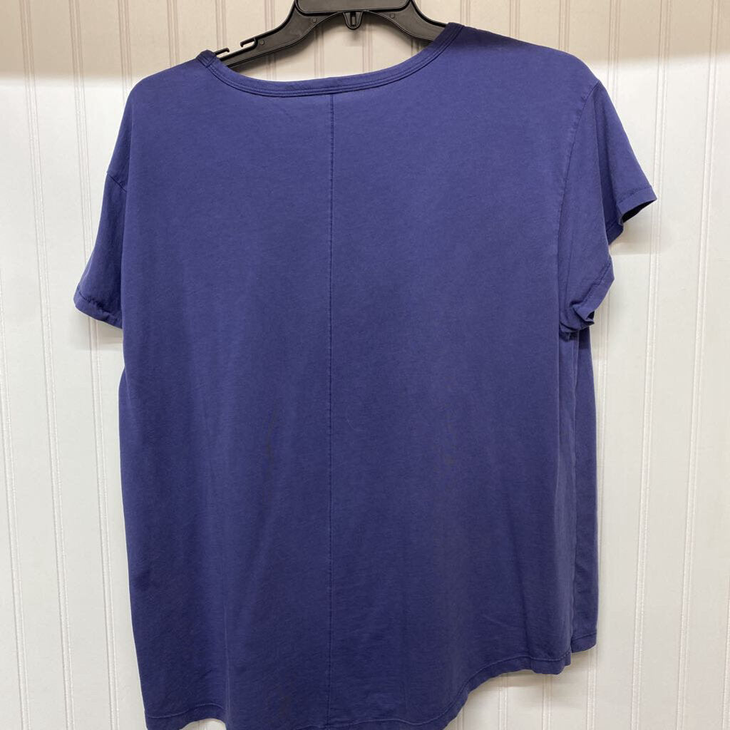 BASIC NAVY TOP
