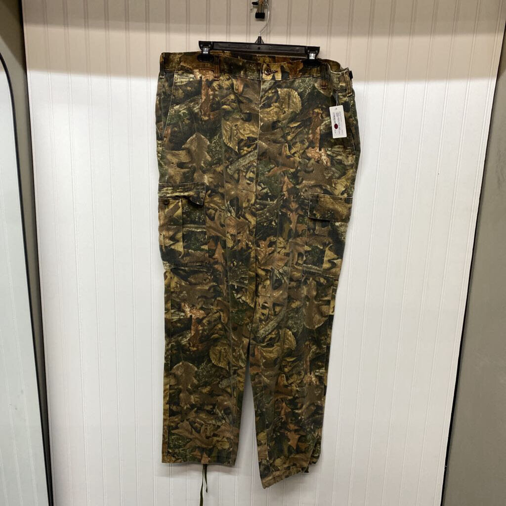 CAMO CARGO PANTS