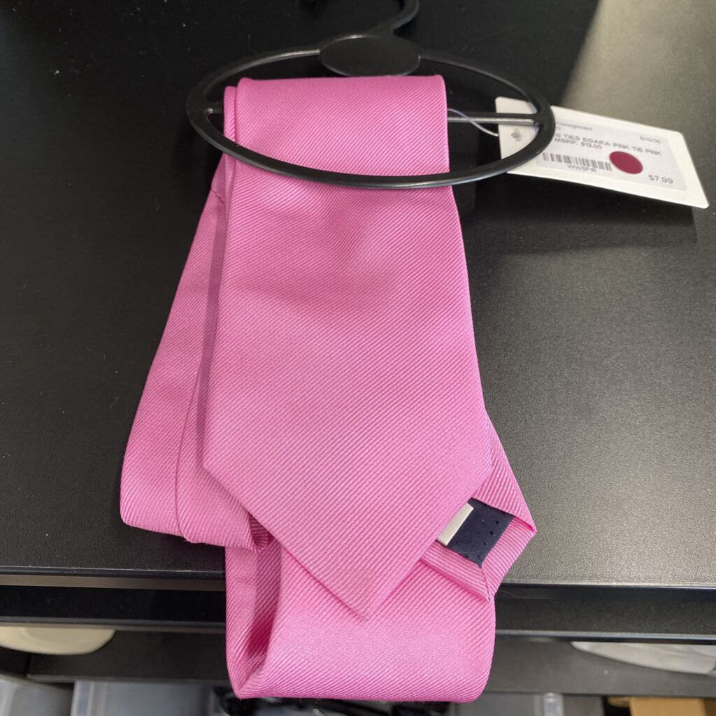 PINK TIE