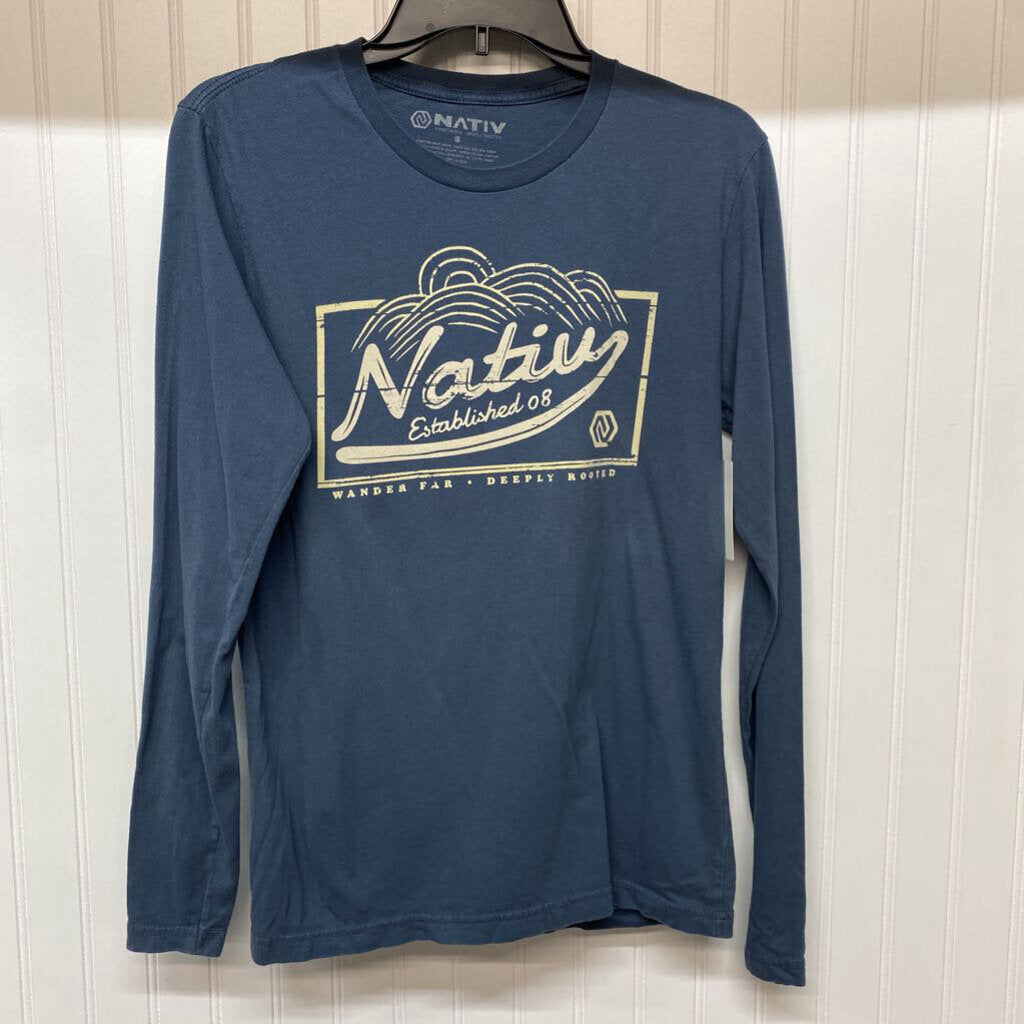 LONG SLEEVED GRAPHIC TEE