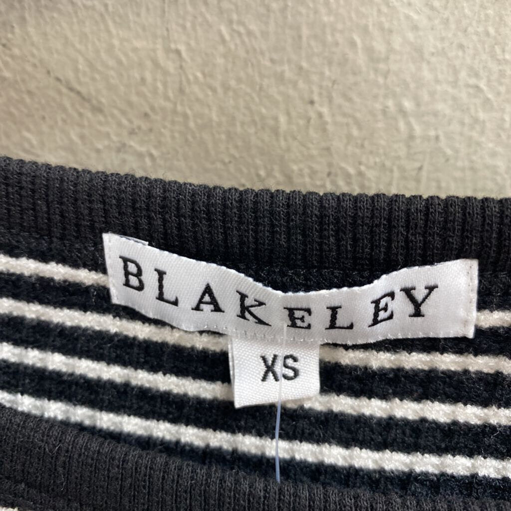 CROPPED LONG SLEEVED