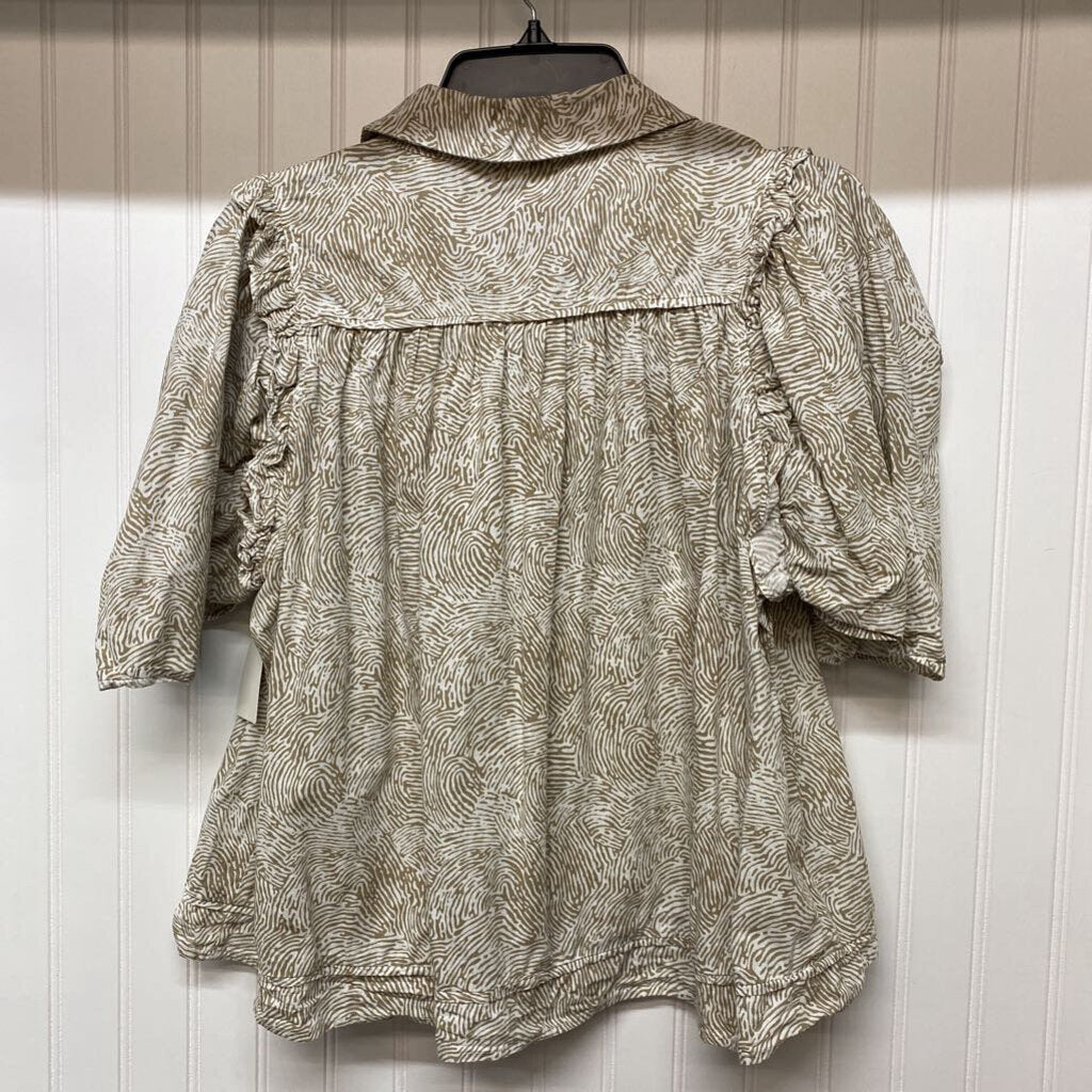 PUFFY SHORT SLEEVED TOP