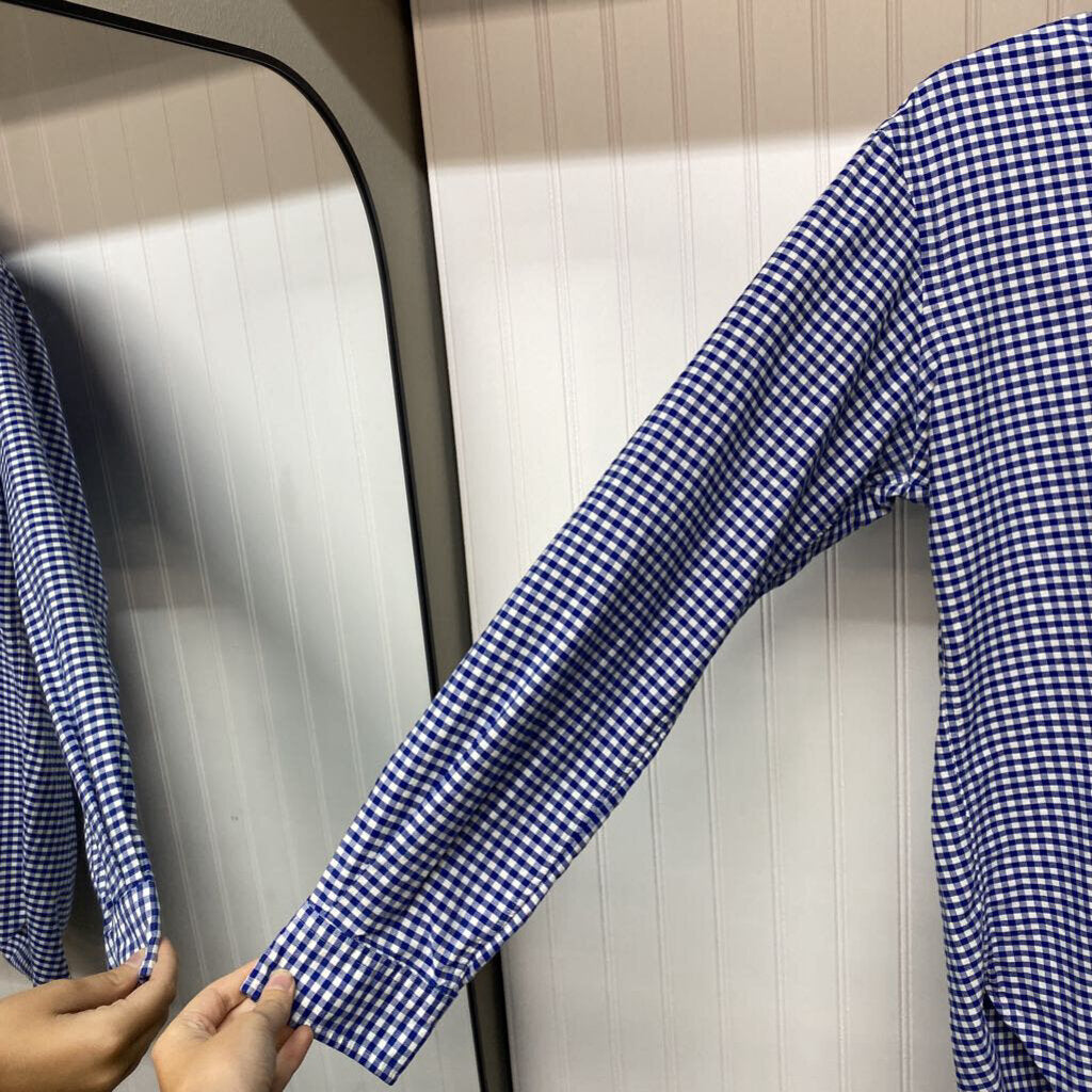 LONG SLEEVED BUTTON DOWN