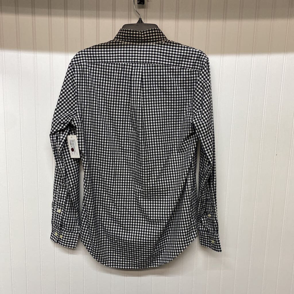 LONG SLEEVED BUTTON DOWN