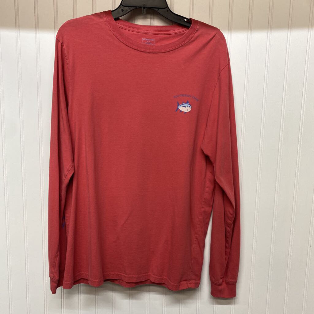 LONG SLEEVED GRAPHIC TEE