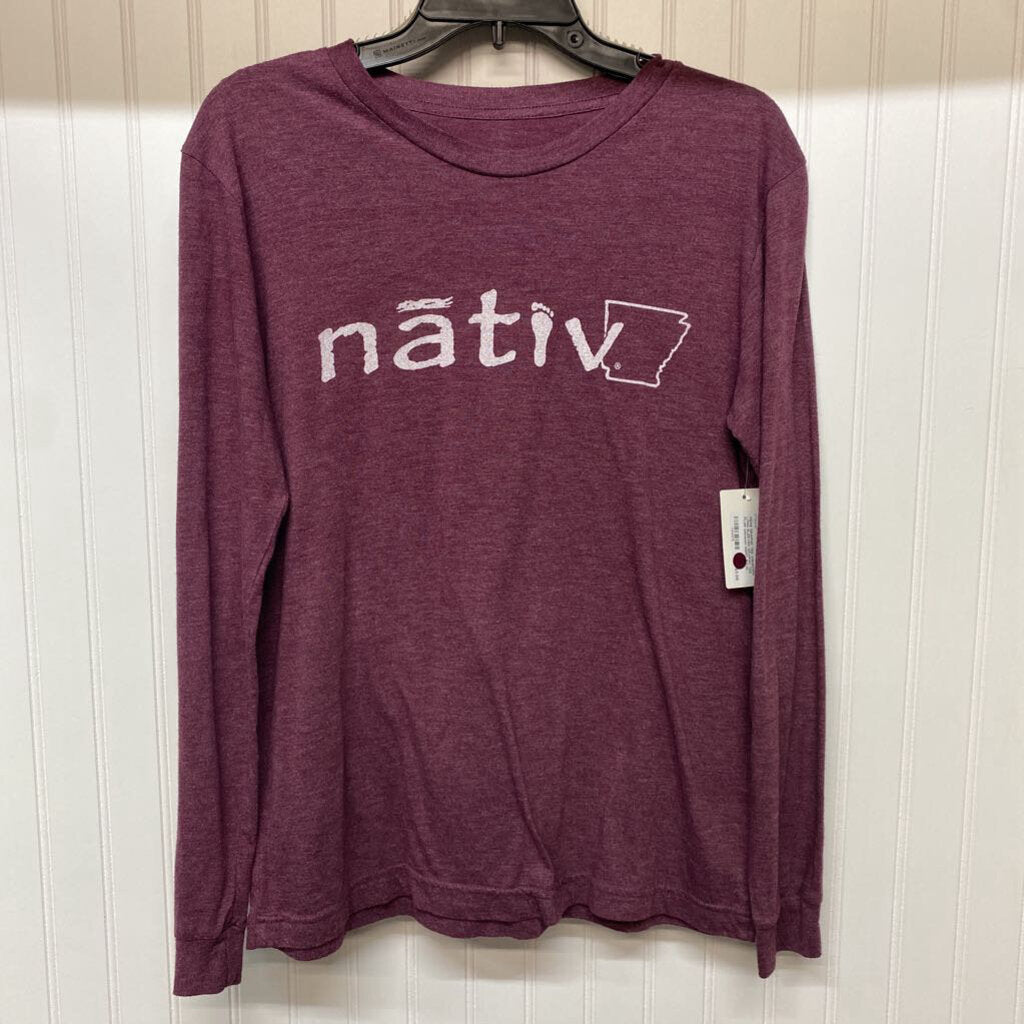 LONG SLEEVED GRAPHIC TEE