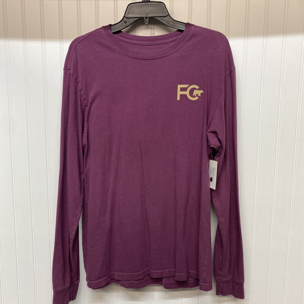 LONG SLEEVED GRAPHIC TEE