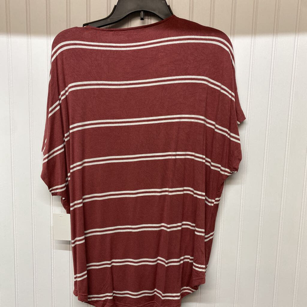 SHORT SLEEVE STRIPED TOP