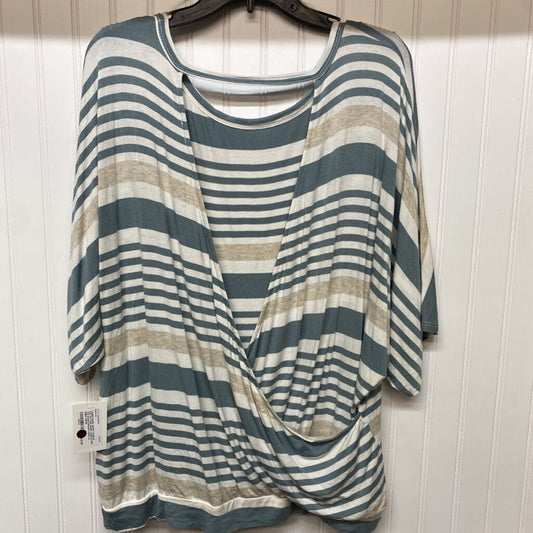 SHORT SLEEVE KNIT TOP