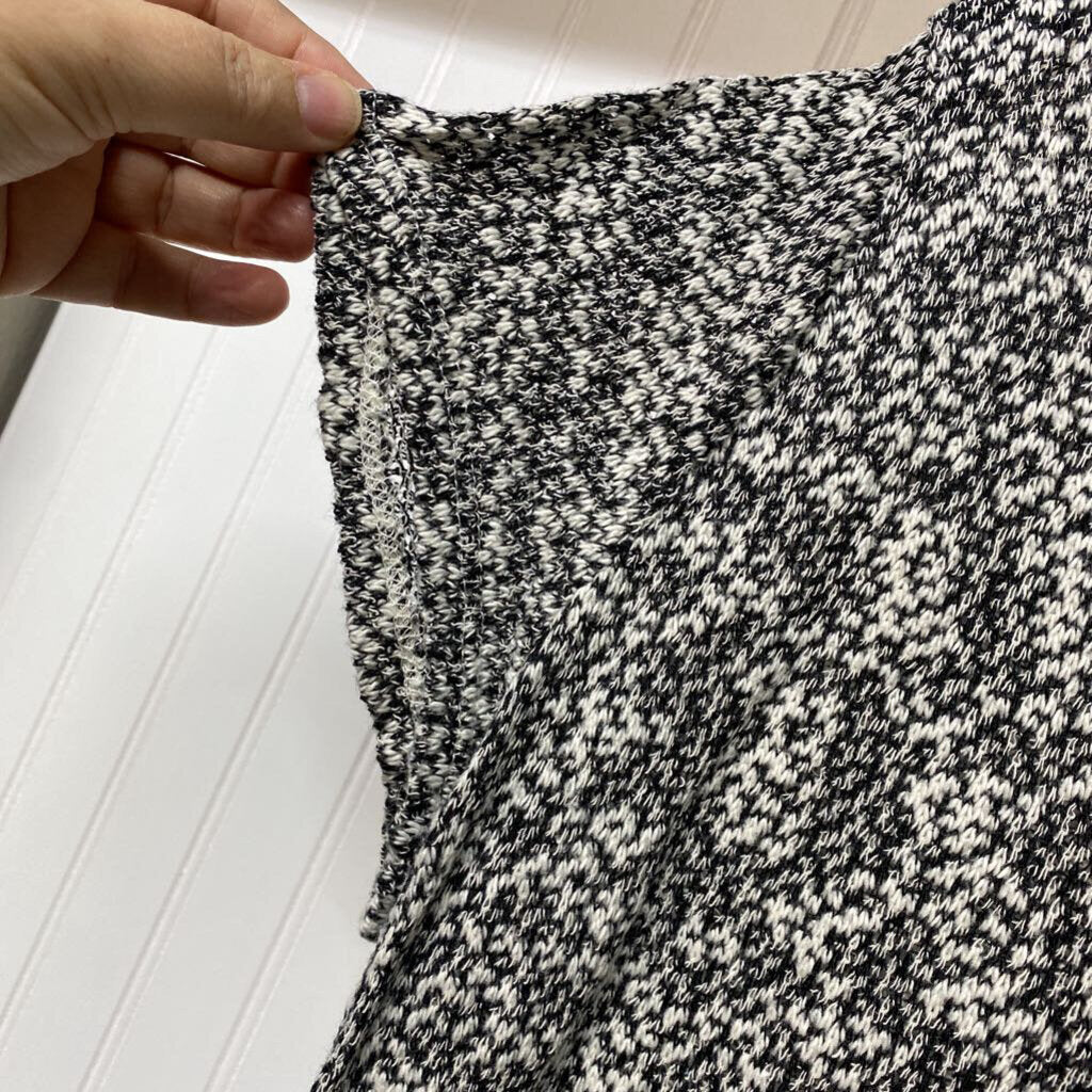 SHORT SLEEVE SUMMER SWEATER