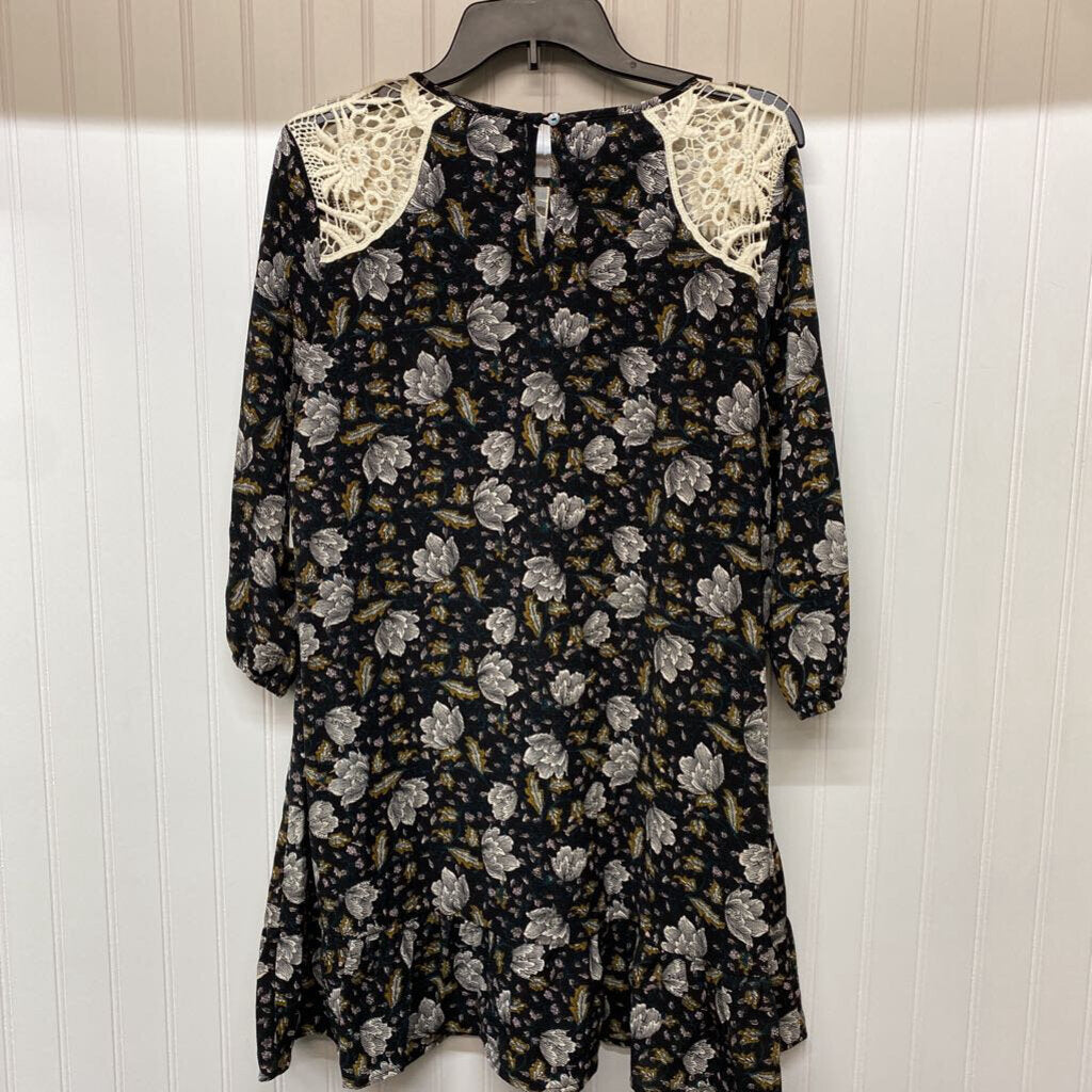 LONG SLEEVE SHORT DRESS