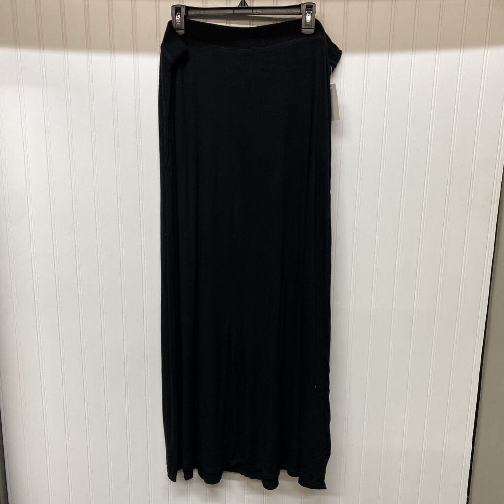 LONG KNIT SKIRT