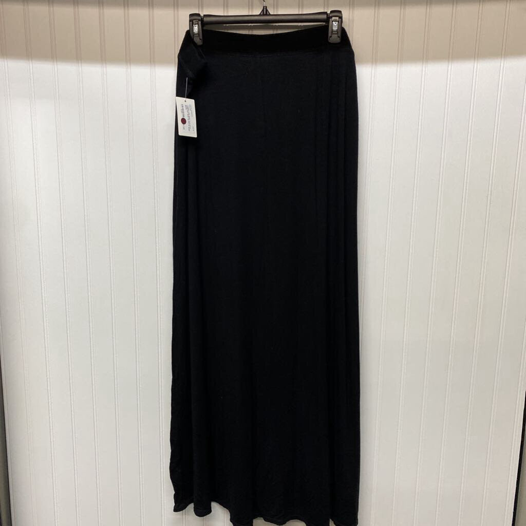 LONG KNIT SKIRT