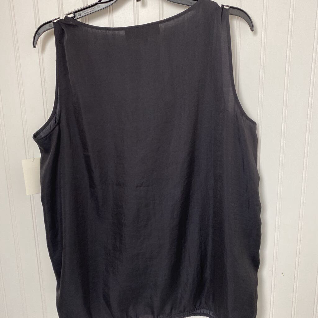 RUFFLED FRONT SLEEVLESS