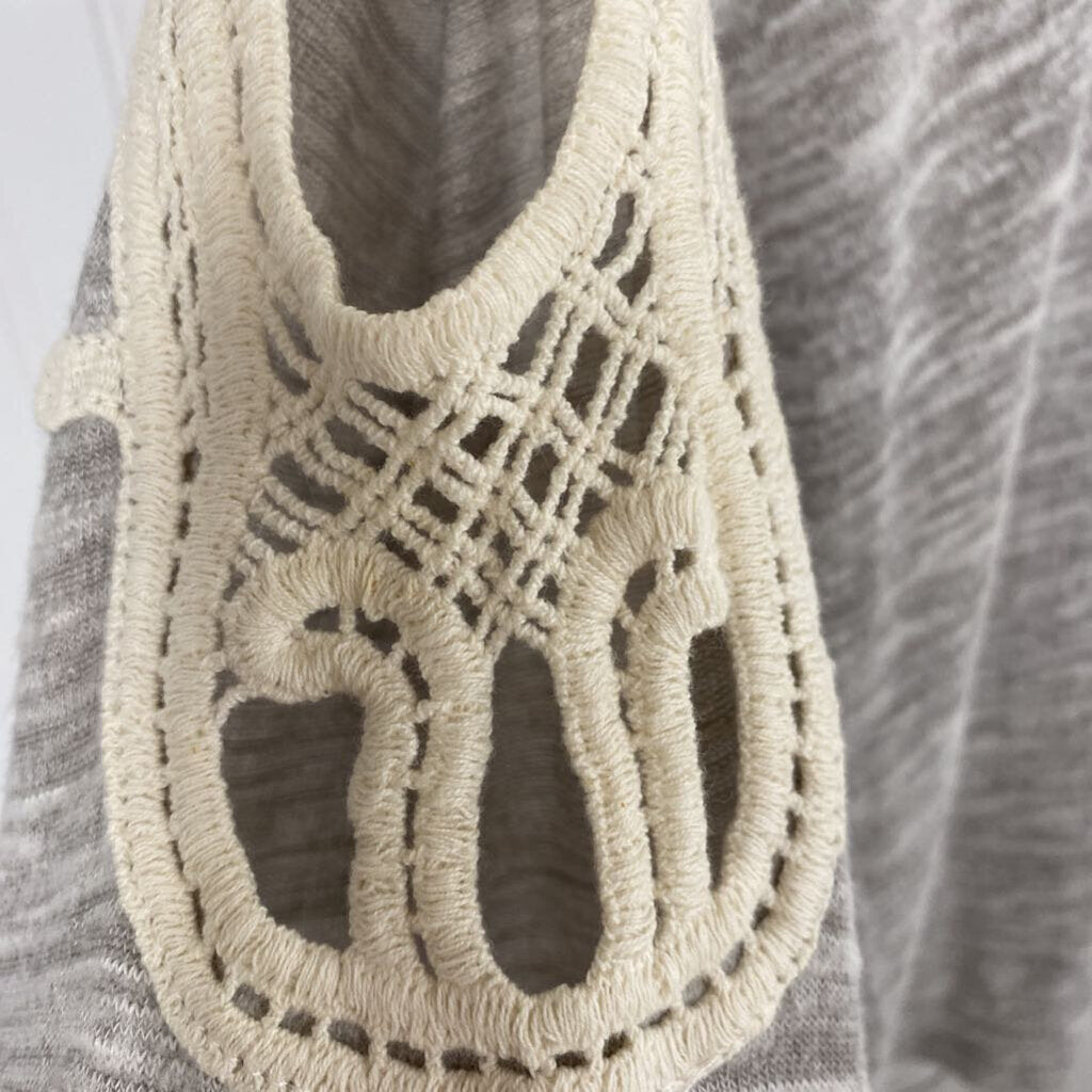 OPEN LACED LONG SLEEVED