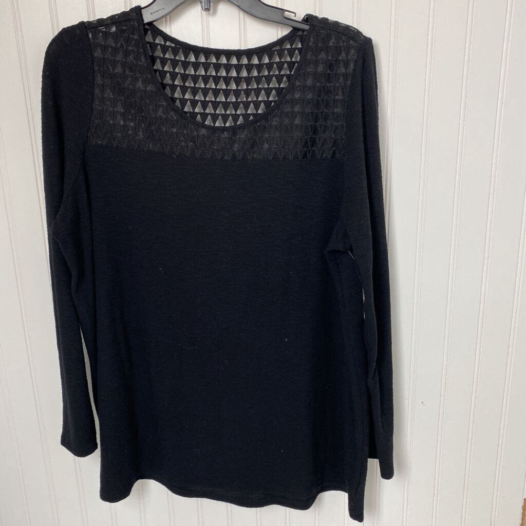 LONG SLEEVED WITH LACE
