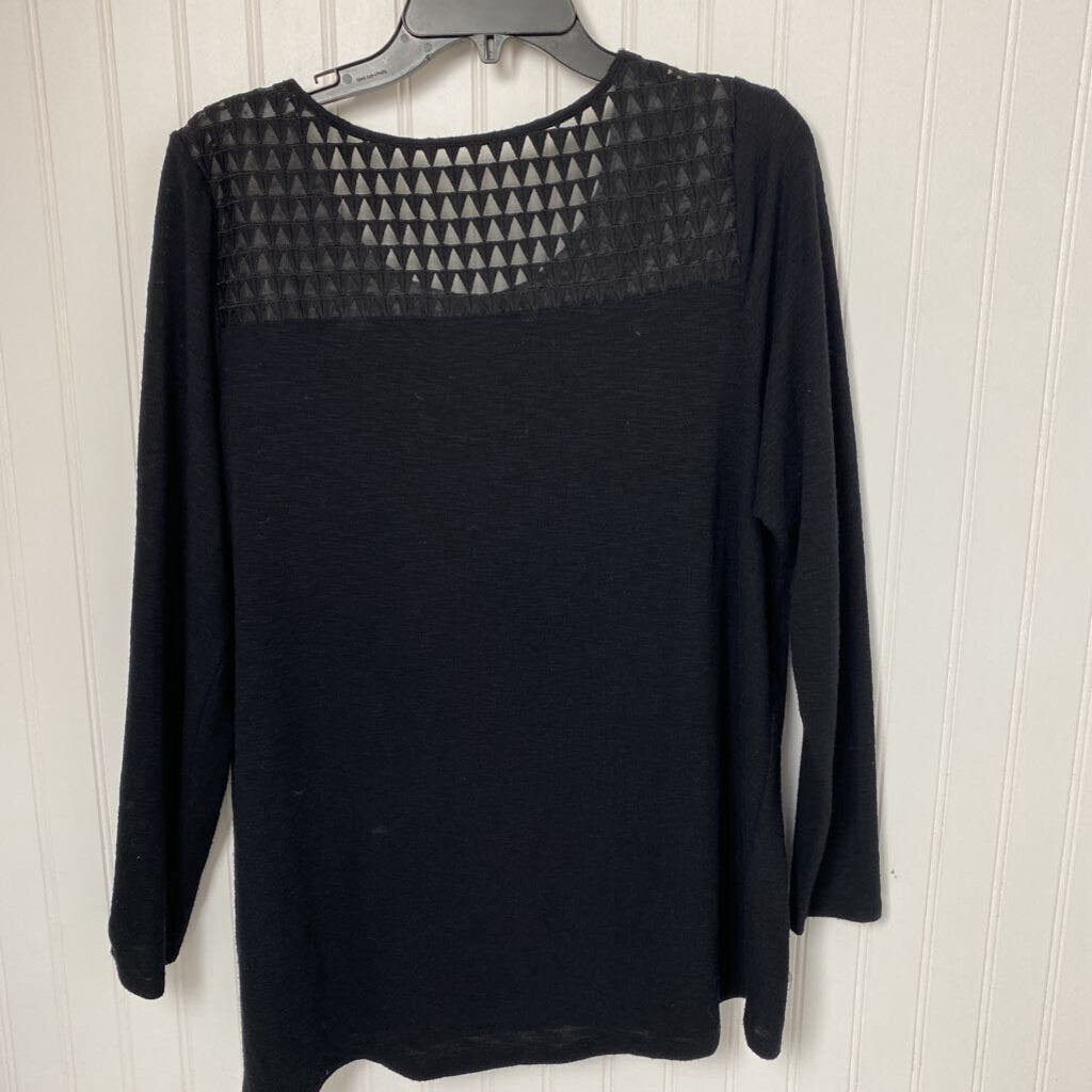 LONG SLEEVED WITH LACE