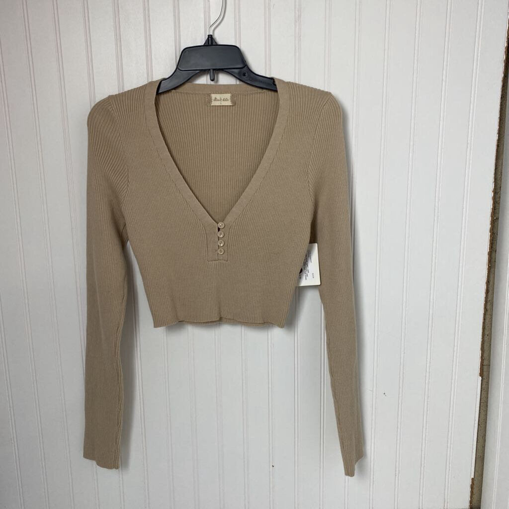 LONG SLEEVE CROPPED KNIT TOP