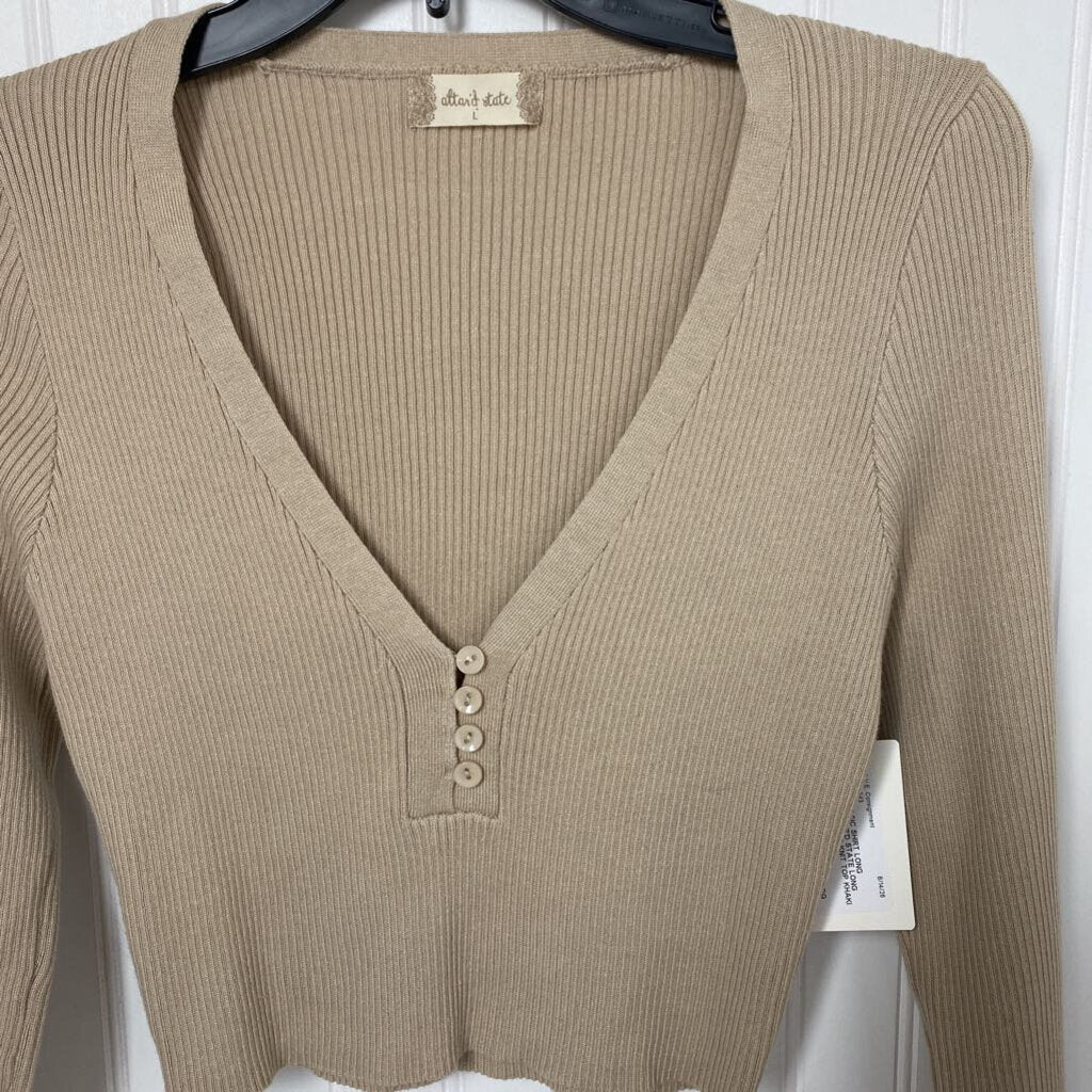 LONG SLEEVE CROPPED KNIT TOP