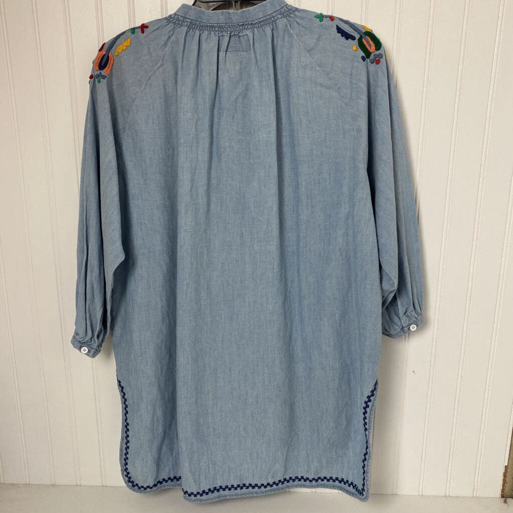 LONG SLEEVE EMBROIDERED DENIM SHIRT