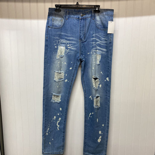 DISTRESSED DENIM JEANS