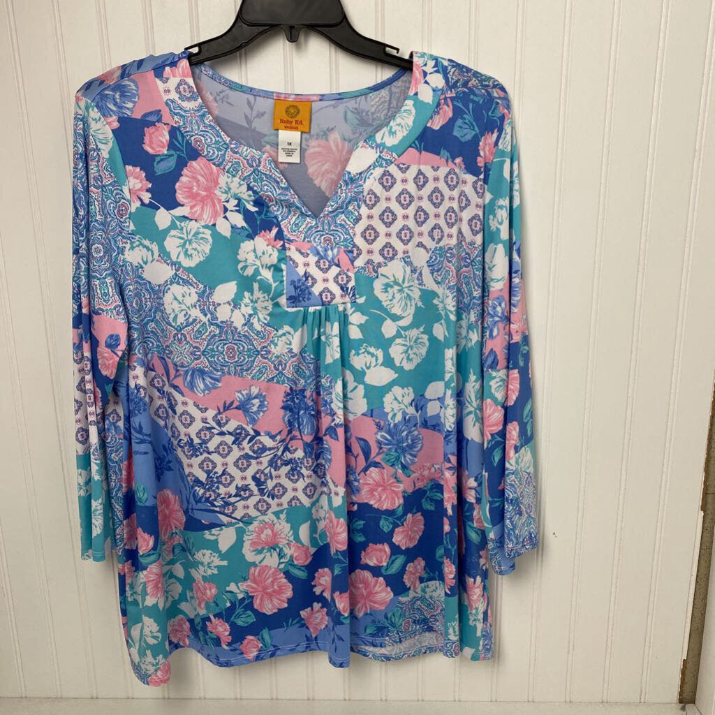 FLORAL LONG SLEEVED