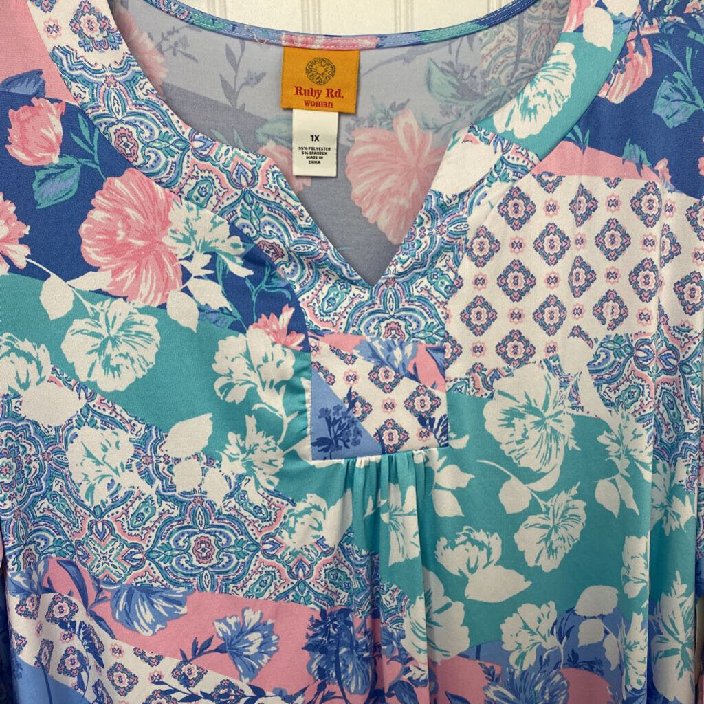 FLORAL LONG SLEEVED
