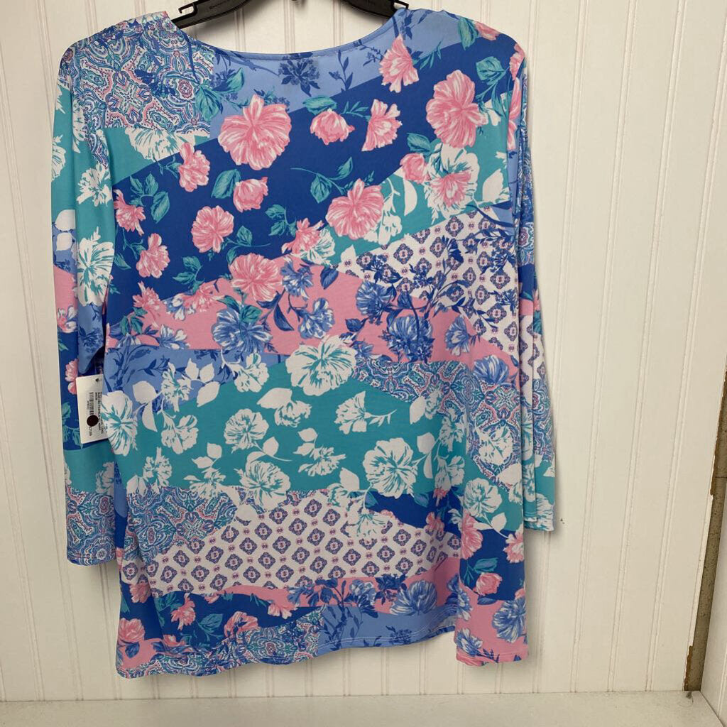 FLORAL LONG SLEEVED