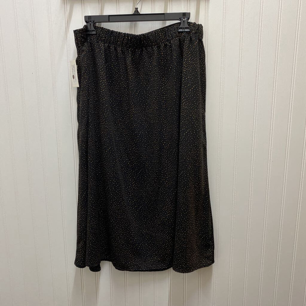 LADIES SKIRT