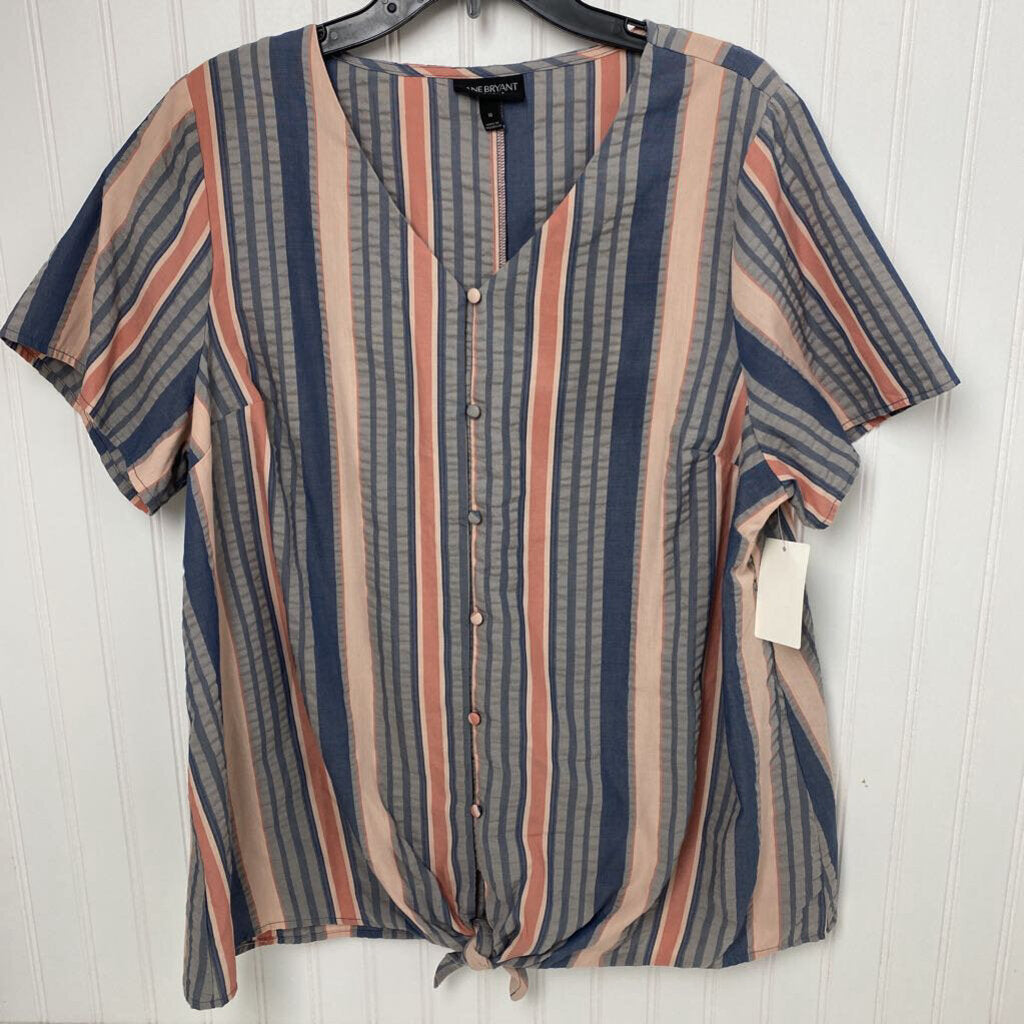 BUTTON DOWN SHORT SLEEVED