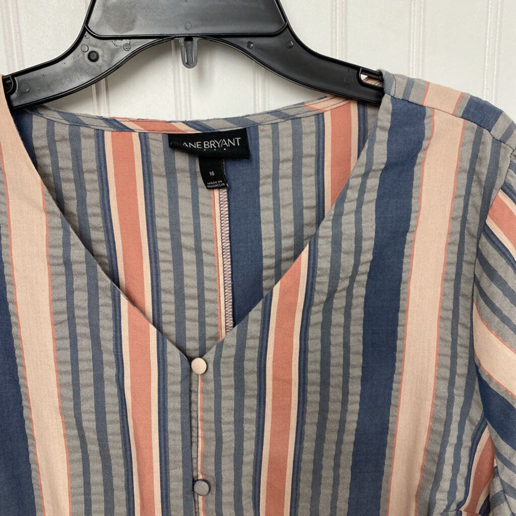 BUTTON DOWN SHORT SLEEVED