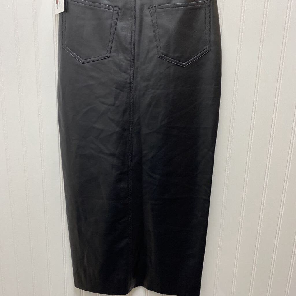 LADIES PLEATHER PANTS