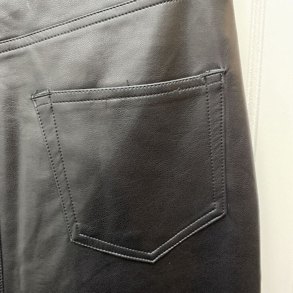 LADIES PLEATHER PANTS