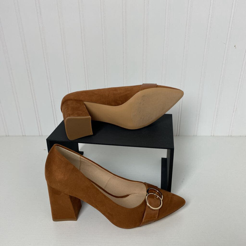 FAUX SUEDE HEELS