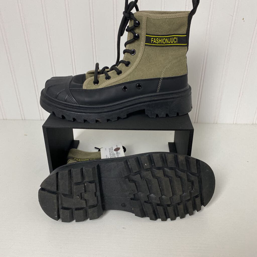 CANVAS BOOTS