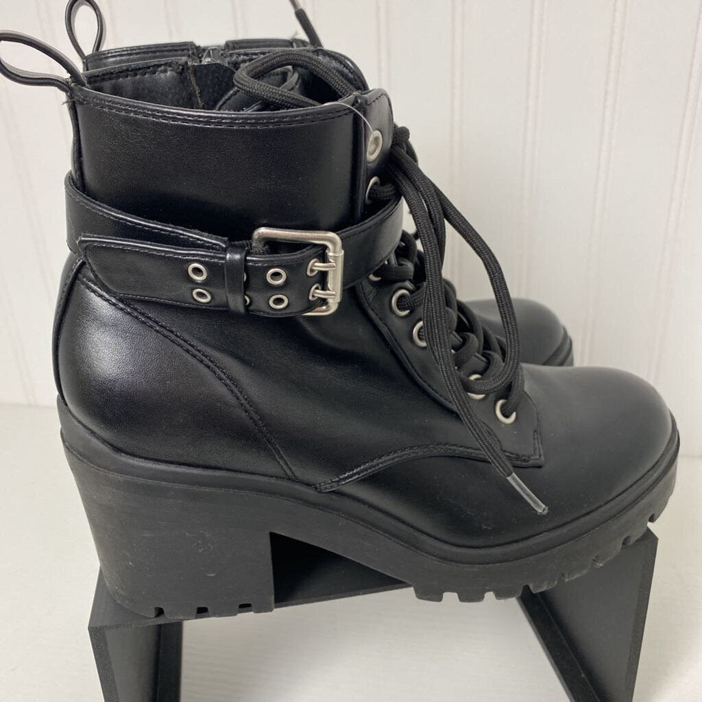 LADIES BOOTS