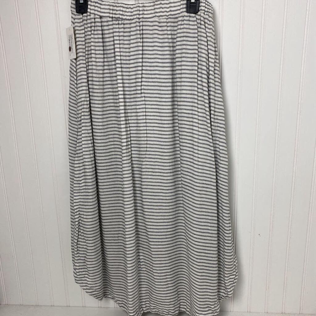 LONG BUTTON UP SKIRT