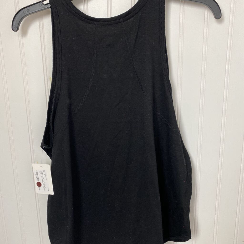 SOLID TANK TOP