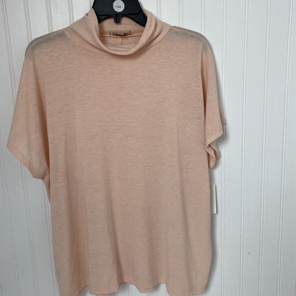 SHORT SLEEVE MOCK NECK TOP