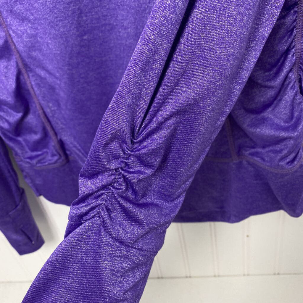 LONG SLEEVE ATHLETIC TOP