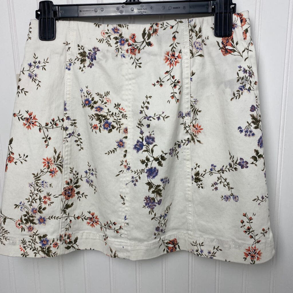 FLORAL PRINT MINI SKIRT