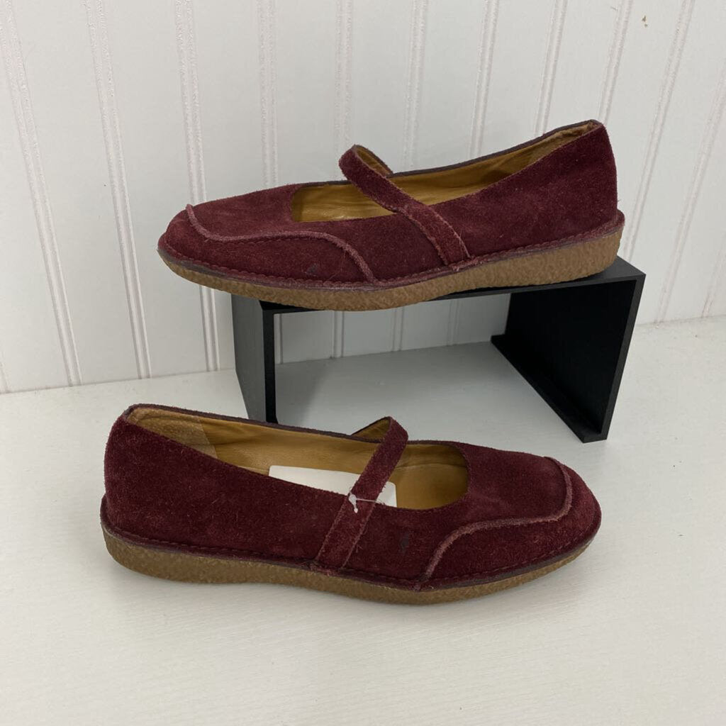 SUEDE MARY JANE FLATS