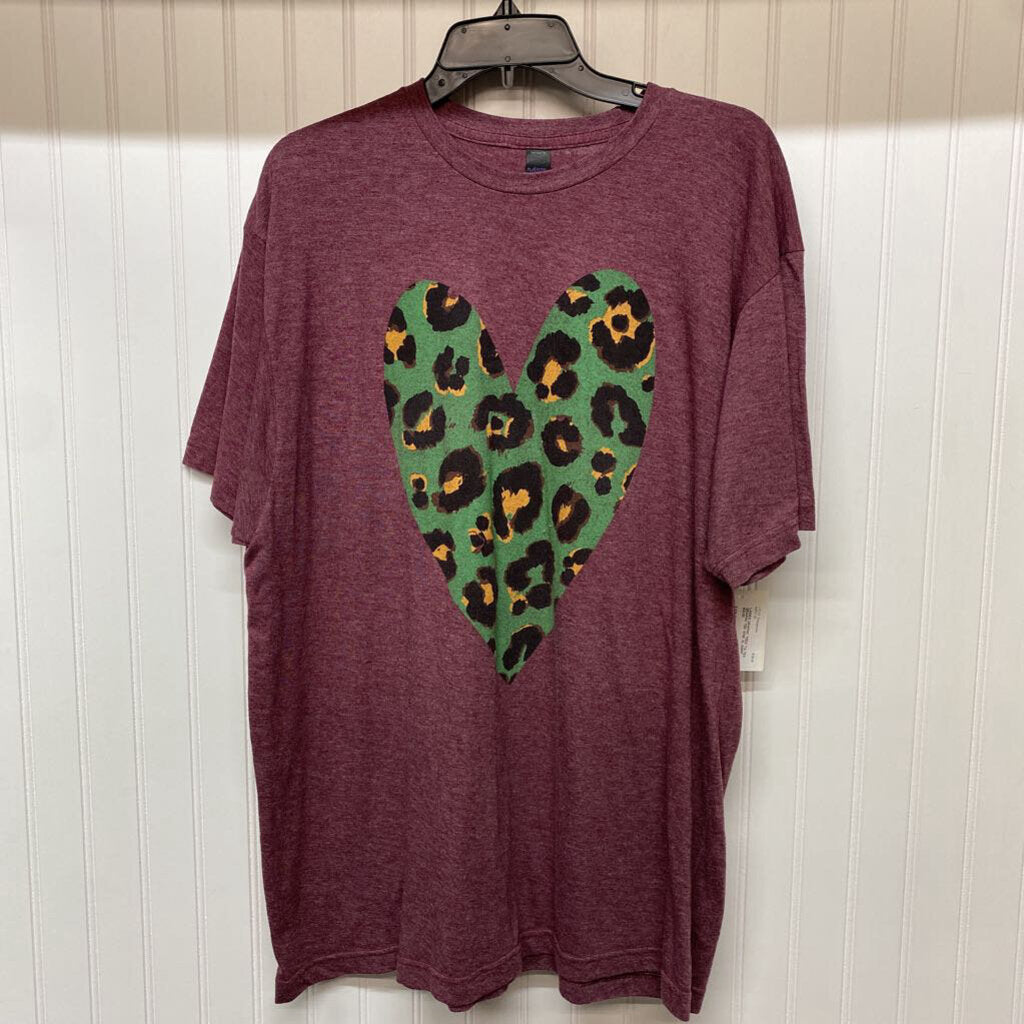 GRAPHIC TEE