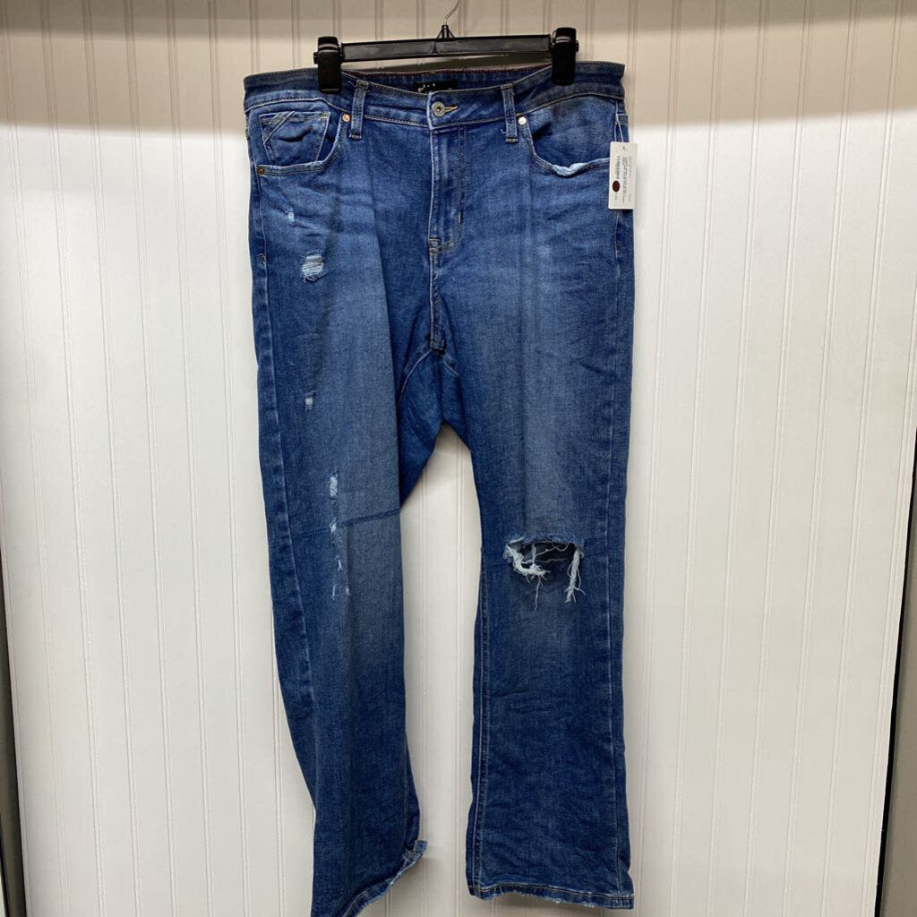 HIGH RISE JEANS