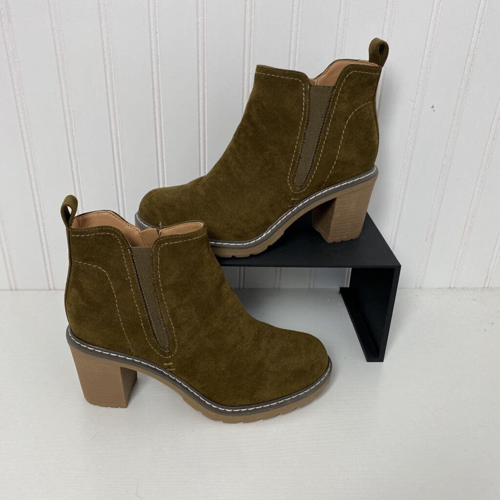 BROWN FAUX SUEDE BOOTS