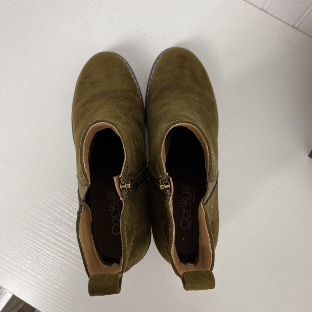 BROWN FAUX SUEDE BOOTS